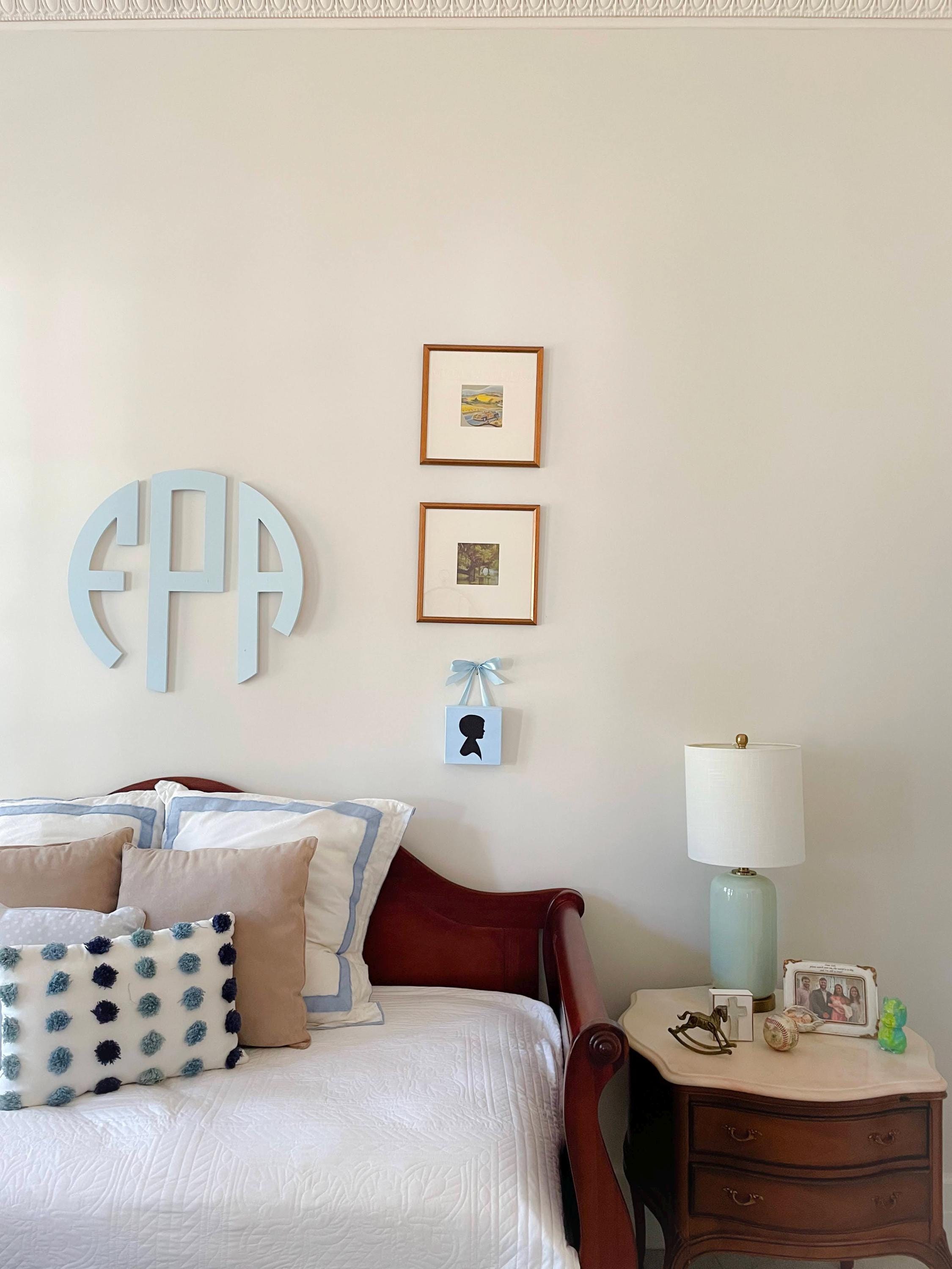 The Foster Silhouette